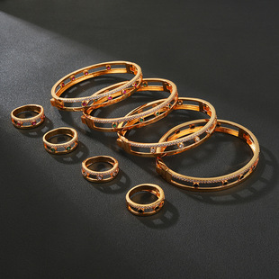 European and American cross -border hot -selling micro -mosaic vermiculite hollow five pyrinated bracelets and rings classic fashion fashion jewelry