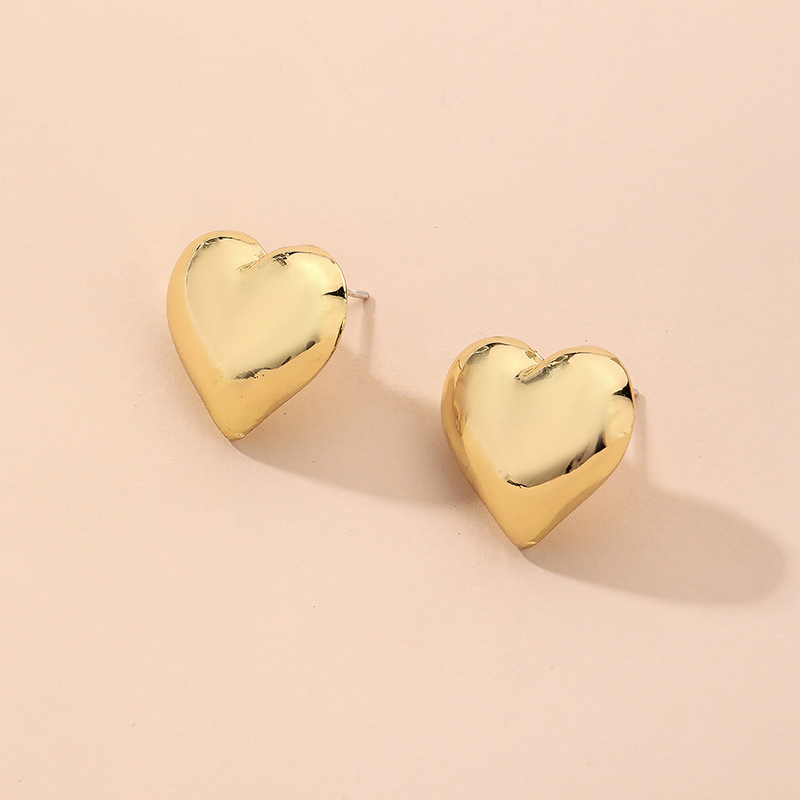 Fashion Metal Three-dimensional Heart Earrings Wholesale Nihaojewelry display picture 3