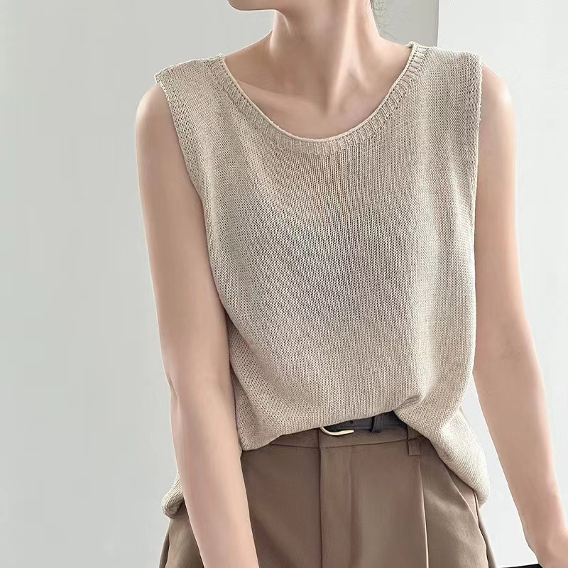 Summer New Casual Loose Slim Sleeveless Outer Wear Solid Color Short Versatile Knitted Sweater Vest Women's Top