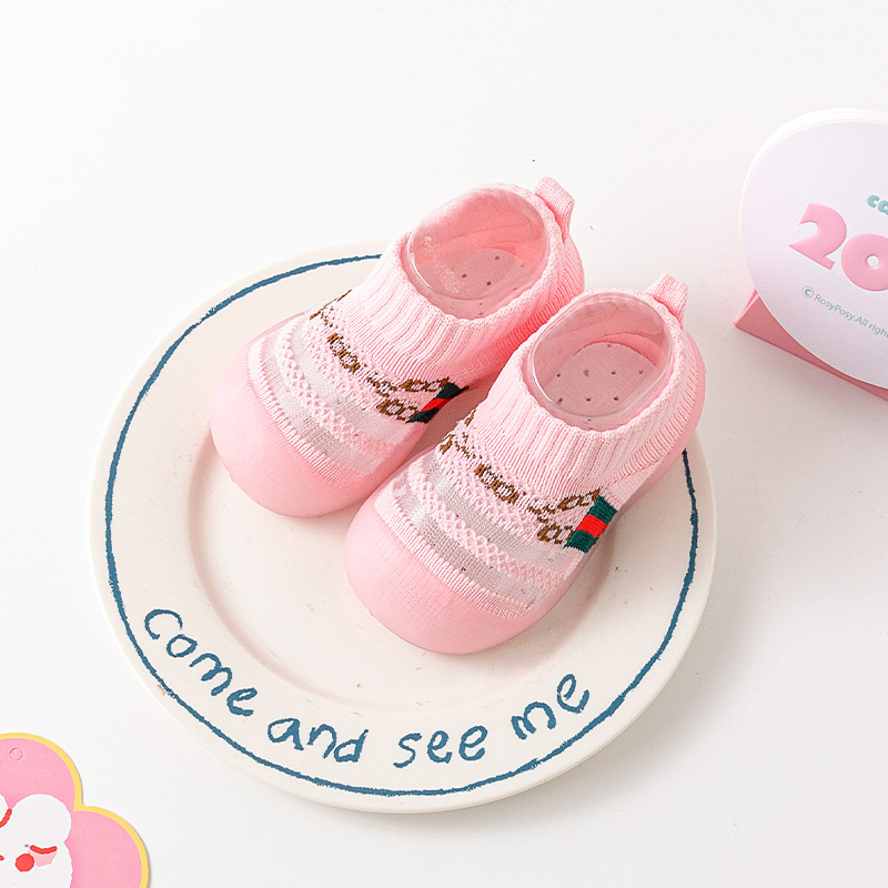 2024 primavera y verano zapatos para niños pequeños con suela suave antideslizante malla transpirable zapatos de piso de verano para niños zapatos de hielo