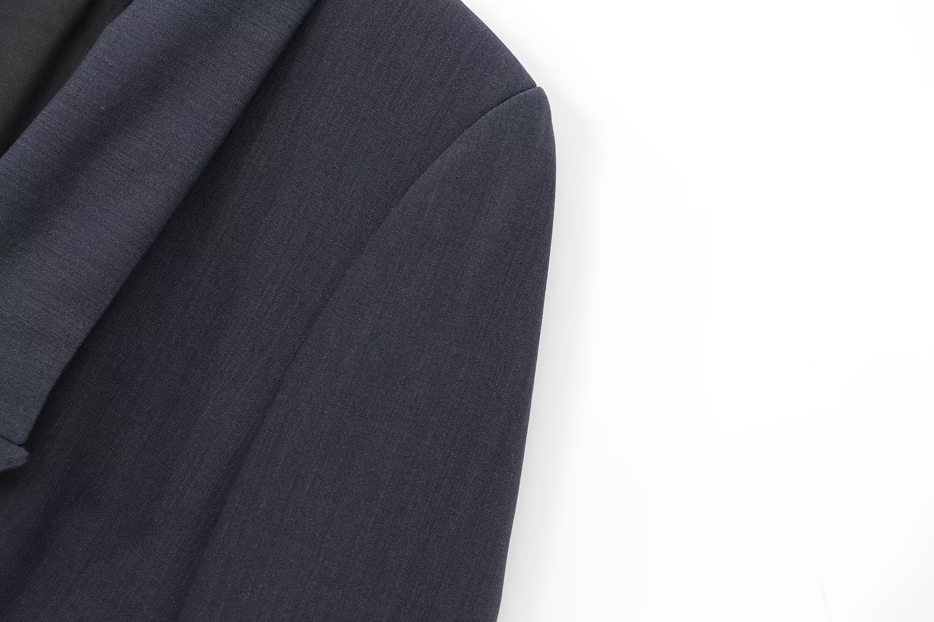 GraceChic 8665 - Autumn New Women's Fashion European And American Style With Button Decoration Short Suit + Flared Pants Set_voghion.com