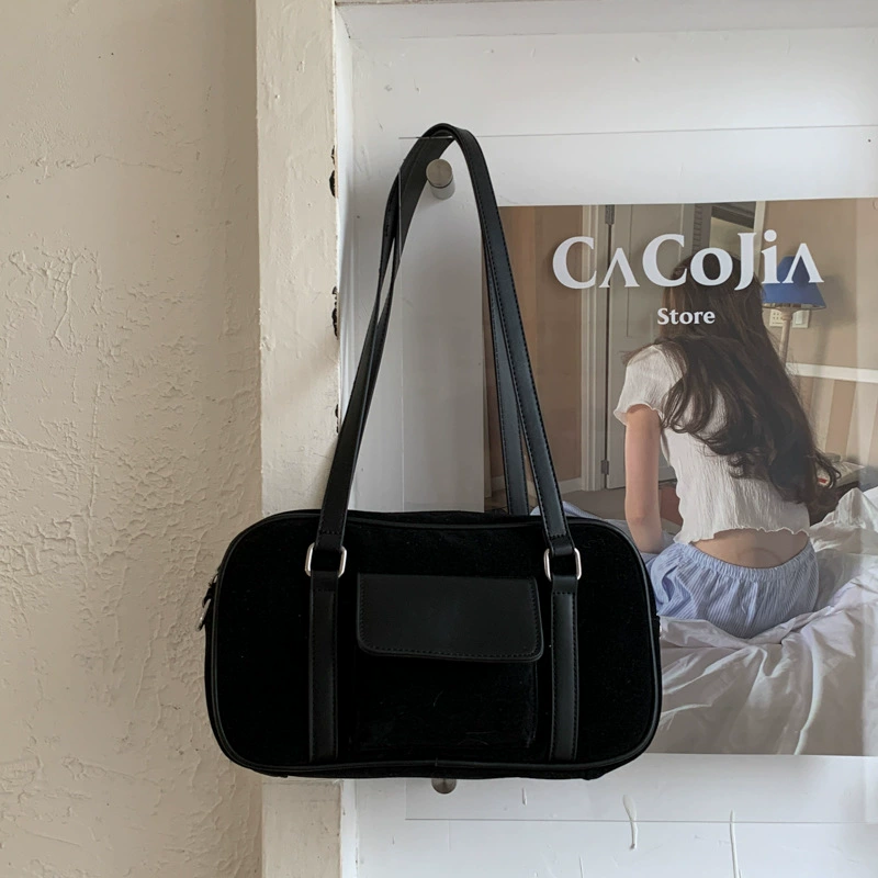 One-Shoulder Bag, Retro Small Design, Compact 28.5×8×15.5 cm, Multiple Colors