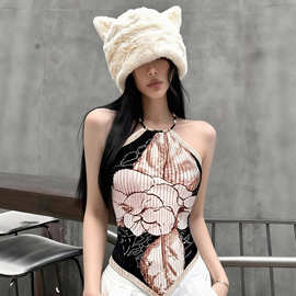 高级感穿搭印花贝母串珠挂脖丝巾背心2026春新款个性辣妹独特上衣