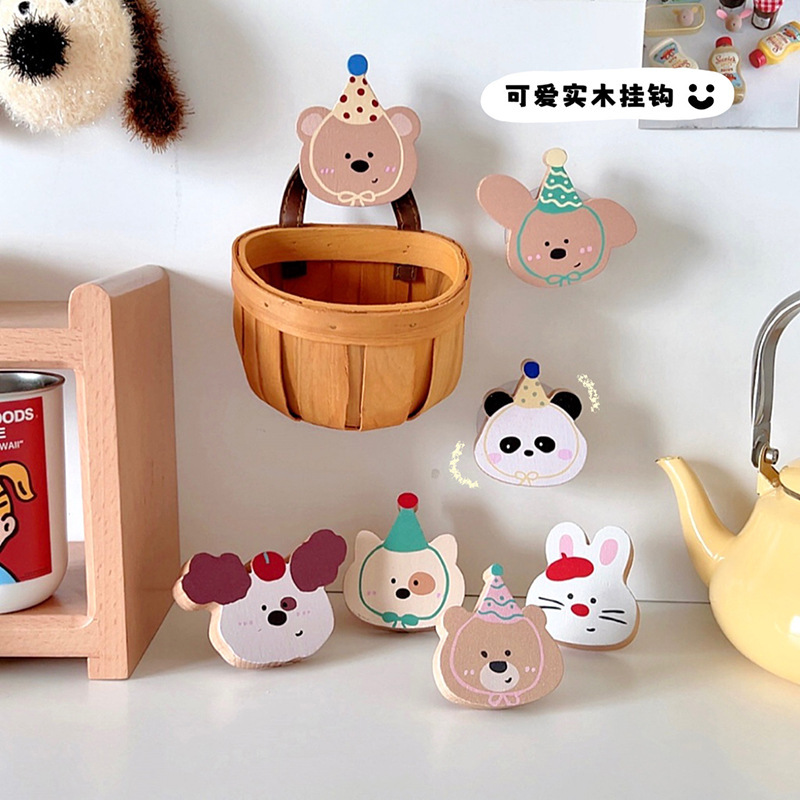 Cartoon cute ins-style no-drill hooks, solid wood wall-mounted adhesive hooks, over-the-door coat hooks, children's room cabinet door handles