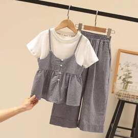 女童条纹套装夏季2026新款中大童韩系条纹荷叶边吊带休闲裤三件套