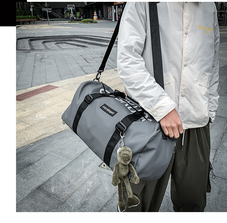 Nueva bolsa de viaje bolsa de almacenamiento de alojamiento Yoga Fitness Bolsa de embarque bolsa de entrega bolsa de mensajero portátil fábrica de productos al por mayor