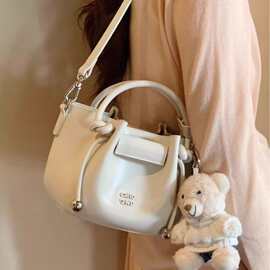 日常通用手提托特包包女式通勤手机小拎包时尚简约单肩斜挎小包