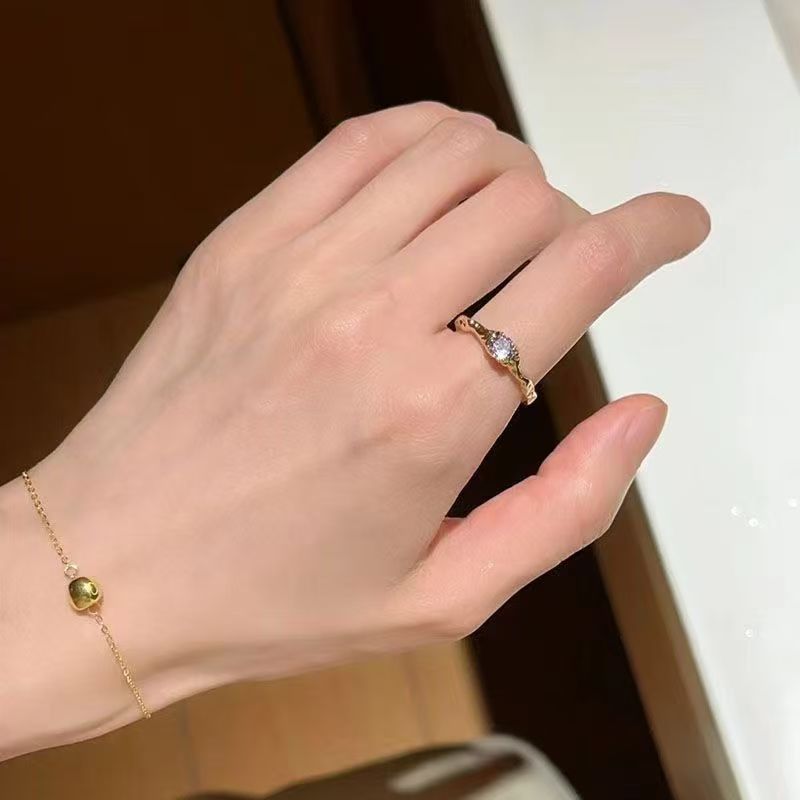 軽奢氷河超白ジルコンブルーリング女性向けニッチデザイン人差し指リングシンプル高級感指輪卸売