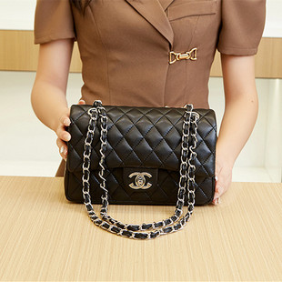 ���Π�CF�����ٴ�朗lţƤ�μ�б���С���L�߼����|��Ů��