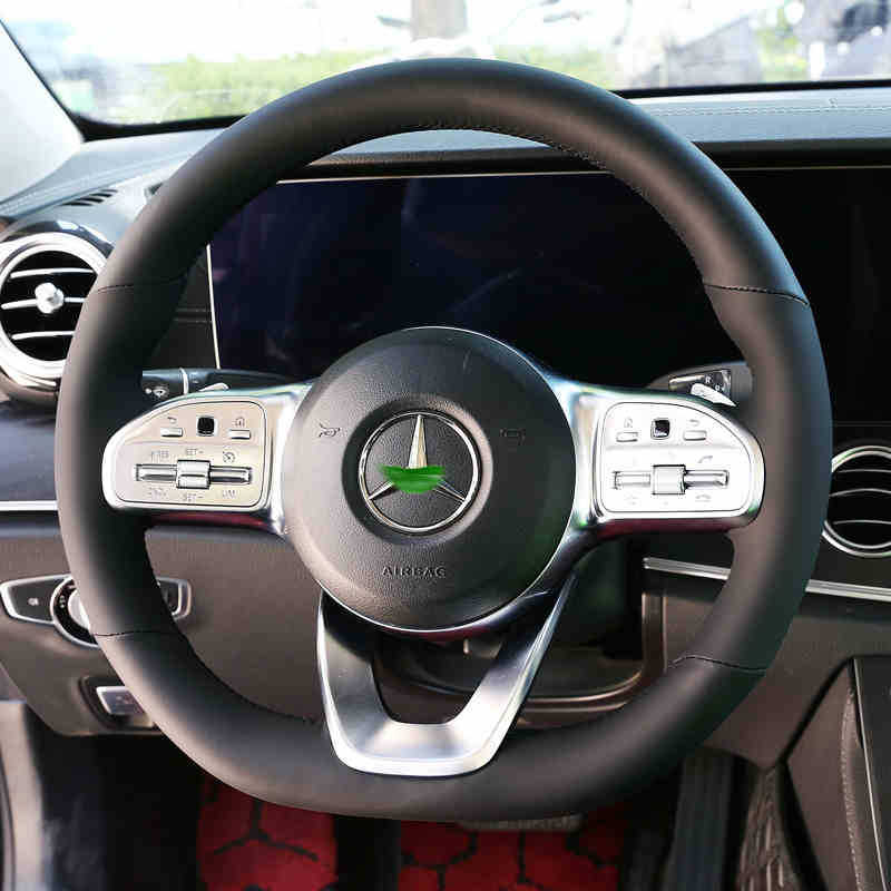 Suitable for Mercedes-Benz C260L/E300L/Glc300L/A200L/Glb200 Microfiber Leather Hand-Stitched Steering Wheel Cover