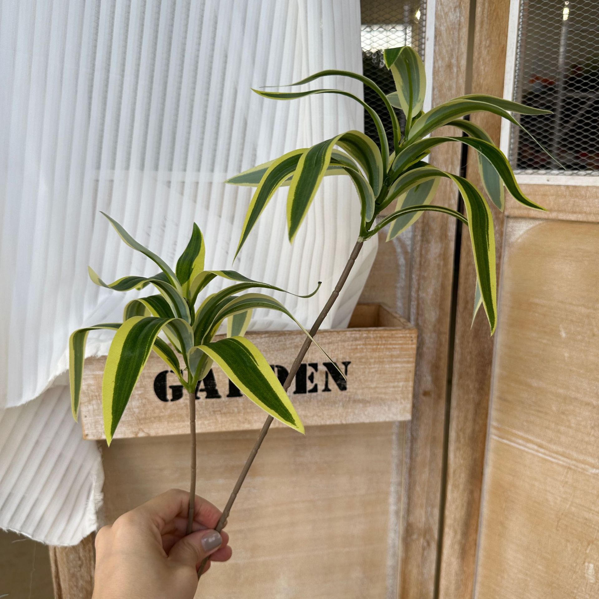 green artificial flowers for home use
