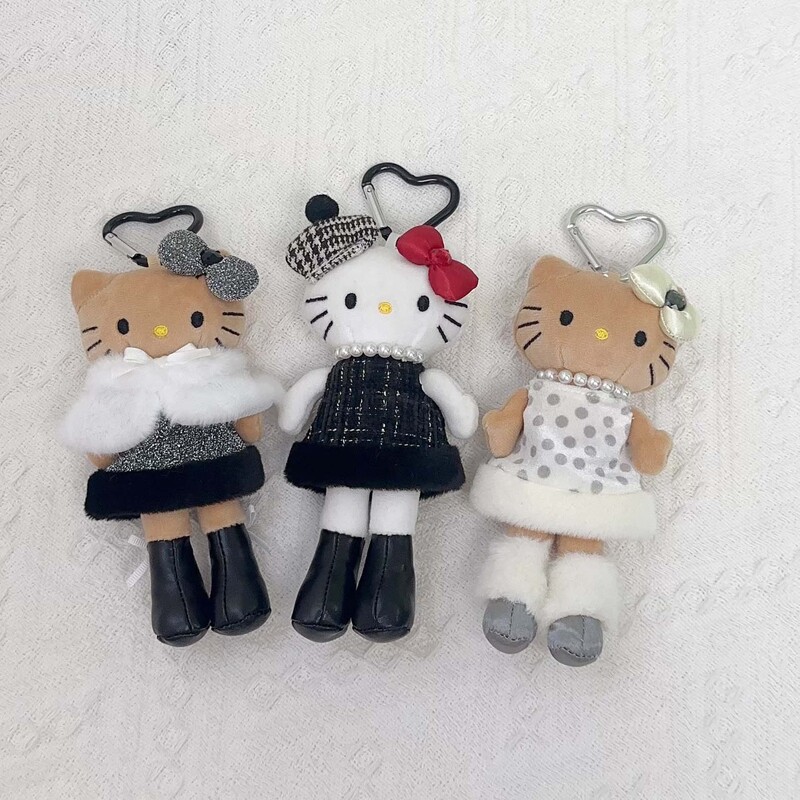 Long-Legged Kt Doll with Clothes, Long-Legged Bag Pendant, Heart-Shaped Buckle Ornament, Gift Toy Plush  
 Cute  
 Cartoon