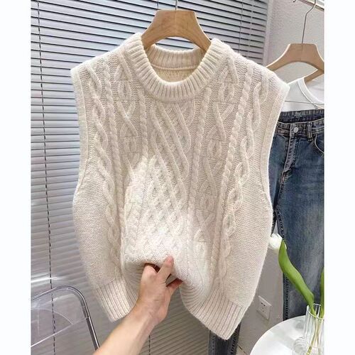 Retro twist sleeveless vest for women autumn Korean thickened loose folded knitted sweater with round neck vest