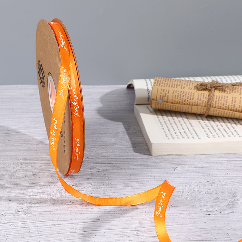 1cm inglés impreso cinta flor regalo cinta hornear caja de regalo cinta de embalaje en stock al por mayor cinta de poliéster
