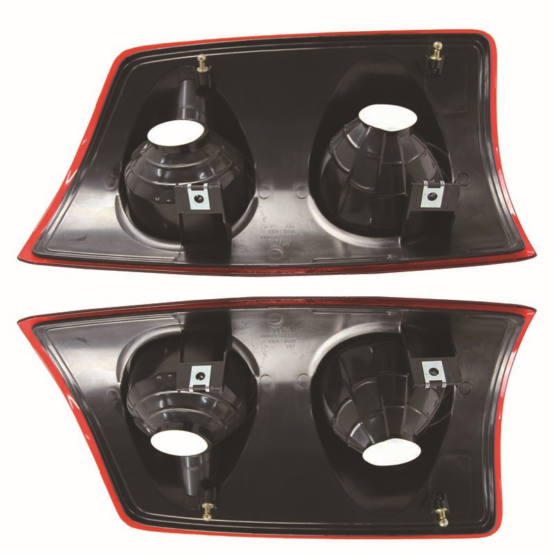 Aplicable a Dodge 2007 - 2008 Ram lámpara trasera modelo semi-total de halógeno original