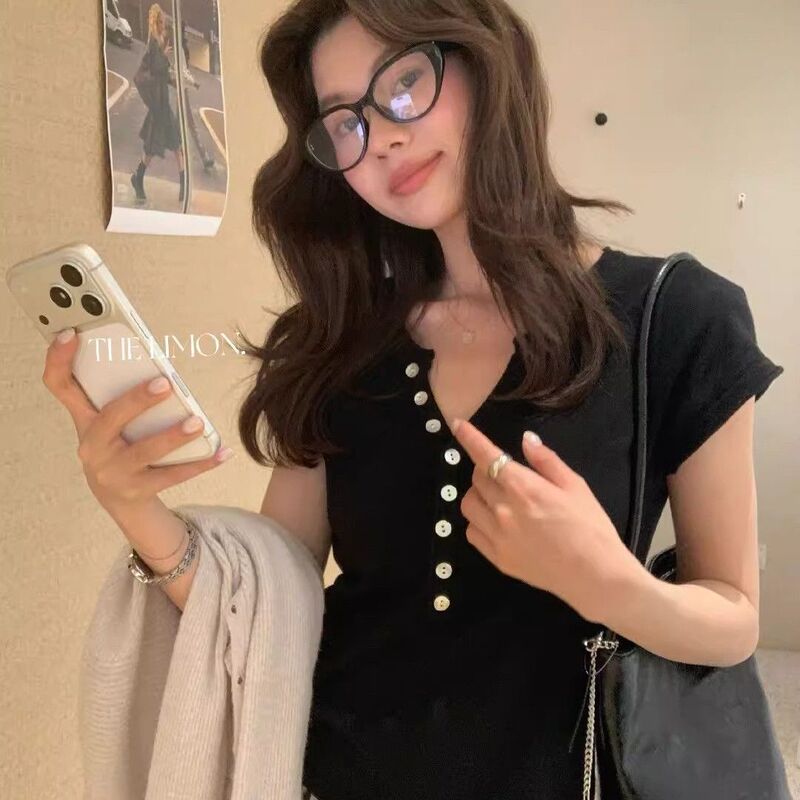 Henry V-Neck Knit Top for Women, Summer Lightweight Slim-Fit Slimming Casual Simple Korean Style Versatile Short-Sleeve Base Shirt