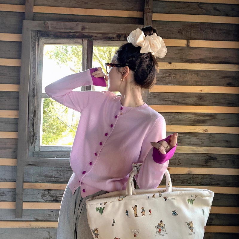 Hong Kong and American Apparel/2026 Spring New Women's Knitted Sweater Merino 30% Wool Color-Block Long Sleeve Top