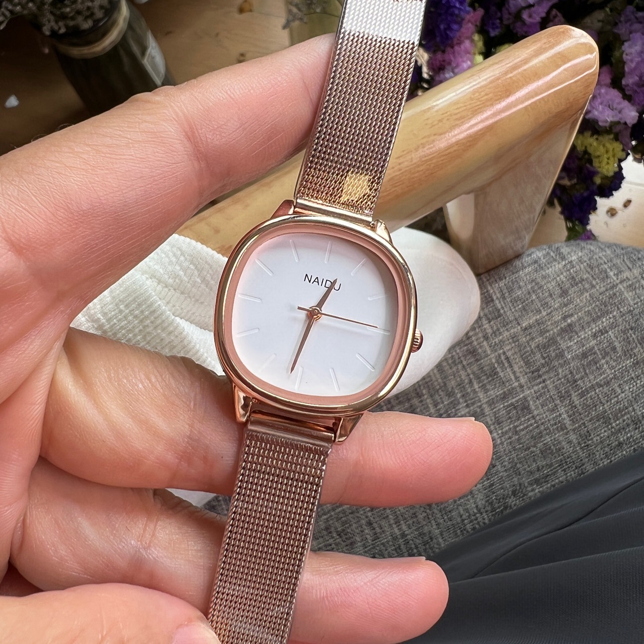 40g Weight Ordinary Glass Mirror Material Casual Geometric Folding Buckle Quartz Women's Watches