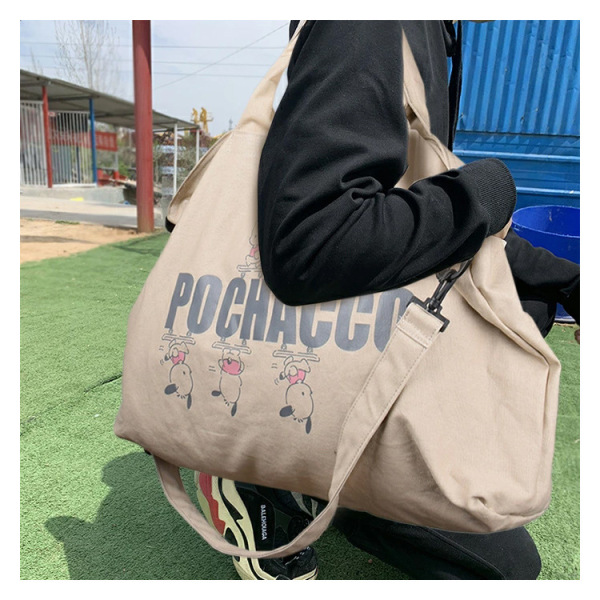 Capacious high quality one-shoulder bag for gym for traveling