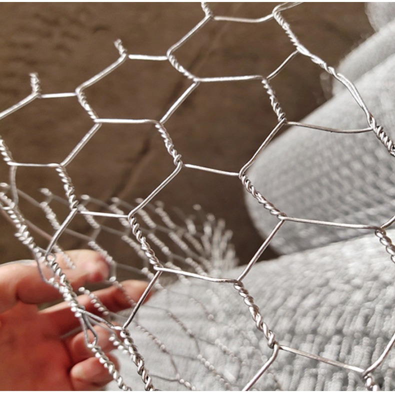 养殖网婚庆道具六角六边形铁丝网镀锌网铁丝编织保温防护网