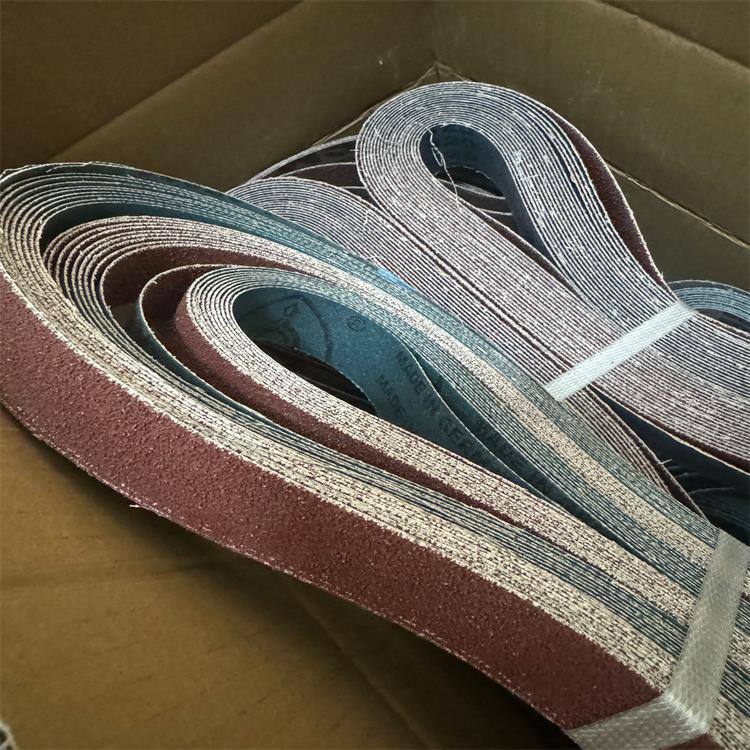 德国金世博Klingspor CS326Y堆积砂带 不锈钢内饰件拉丝带