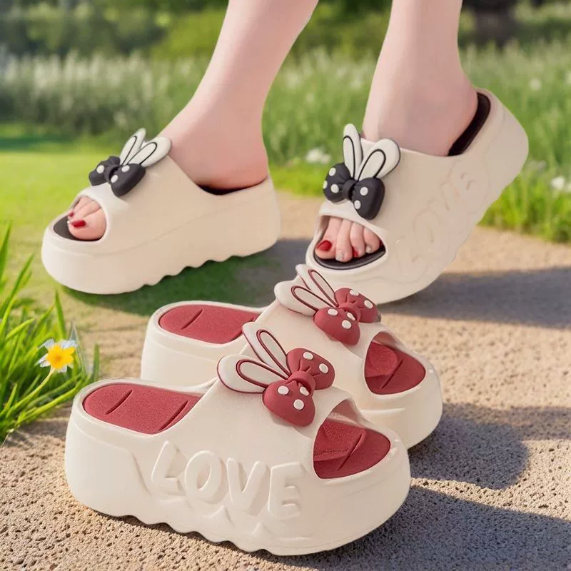 2025 кроличьи уши новые тапочки с толстой подошной летней модой носить нескользящие крытые банты сосновые кексы для повышения ванной комнаты
