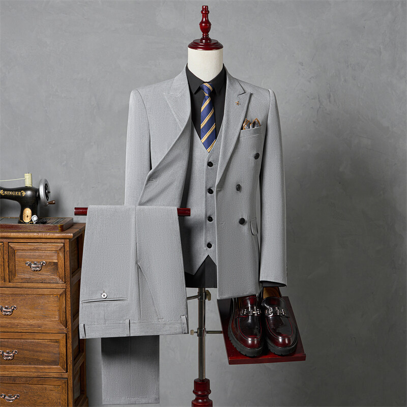 Korean Style Slim-Fit Suit Men's Three-Piece Business Formal Wear Wedding Dress Double-Breasted Light Luxury Suit