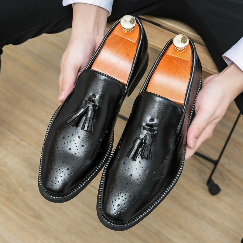 2024 nuevo perezoso con un pie de zapato de sollofe para hombre conducir zapatos de cuero de negocios casuales británicos para hombre image 2