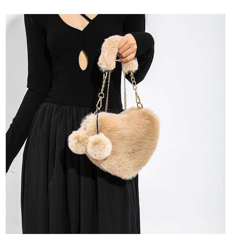 Peach Heart Handbag, Cute Plush Ball Shoulder Bag, Personalized And Niche Women's Solid Color Temperament, Heart Shaped Plush Diagonal Straddle Bag_voghion.com