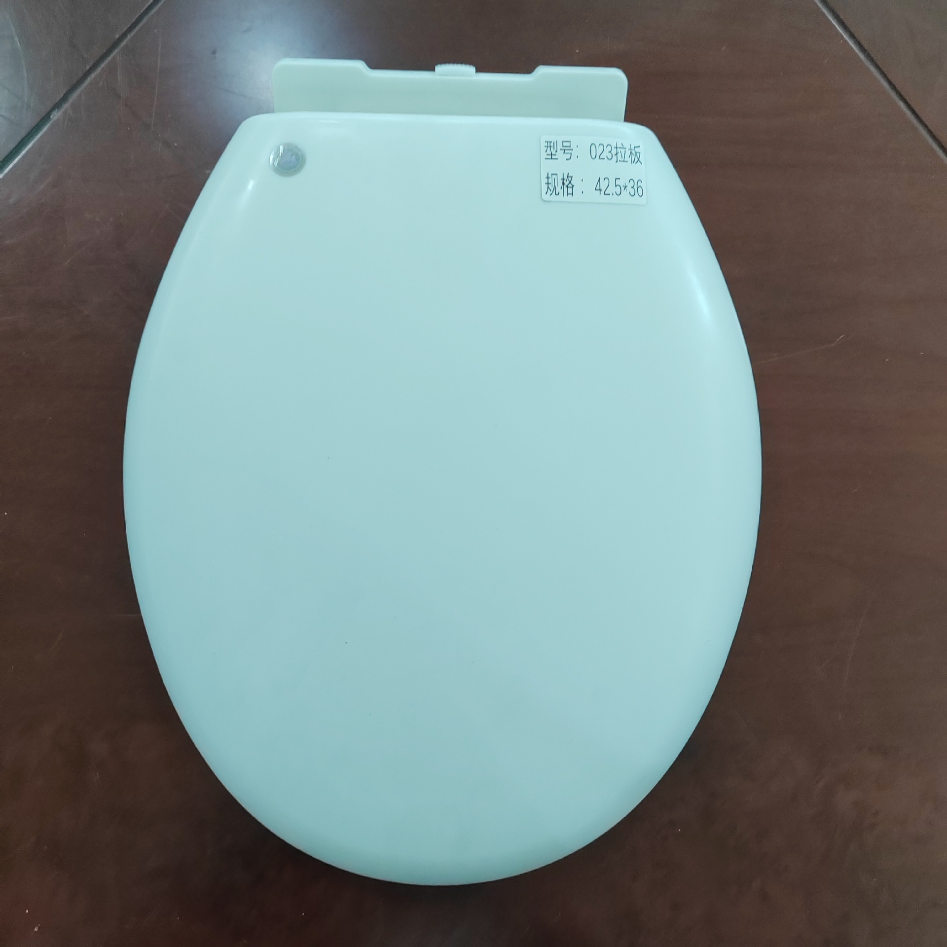 17-inch and 19-inch toilet seat covers for export undefined
