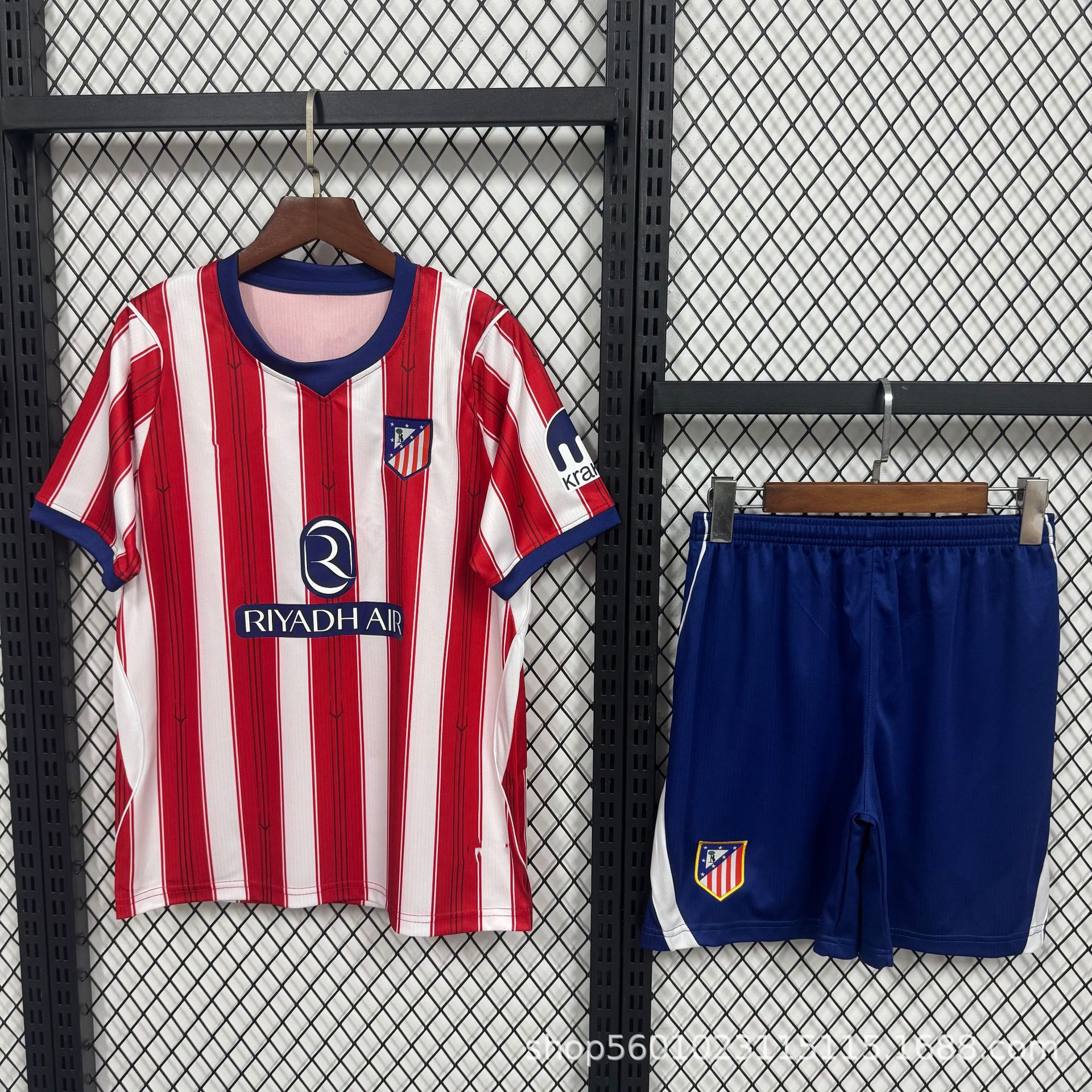 2627 nueva ropa infantil LWP París Real Madrid Juve Manchester United Chelsea camiseta ropa de fútbol ropa infantil