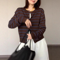 巨好看的条纹针织开衫外套女秋季外搭感早秋韩系穿搭chic上衣