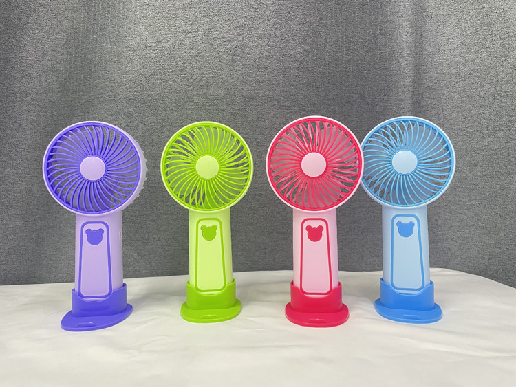 76B22407702178544145DE0B4E2852