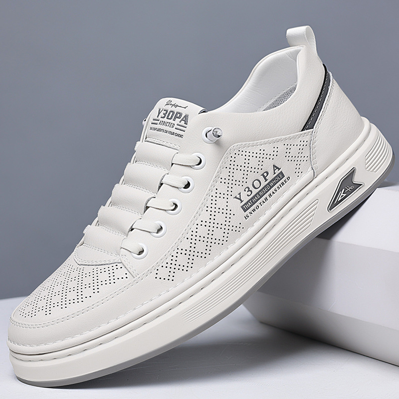 Zapatos de hombre 2026 primavera nuevos zapatos de skate huecos transpirables con un pedale agujero zapatos de cuero deportivos casuales versátiles zapatos blancos pequeños