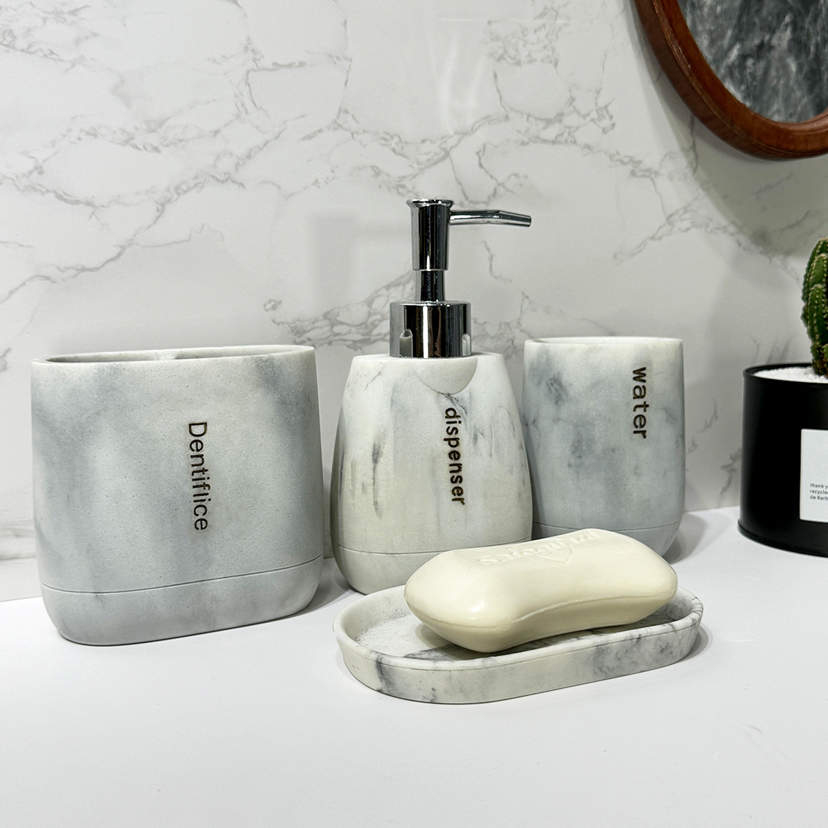 Baño para el hogar moderno Juego de cuatro piezas de resina de mármol Juego de lavado de baño Decoración de baño Botella de loción