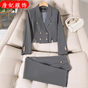 �p�ſ۶̿��L��С���b�I����Ůѝ�Ӵ��ﶬ���ɼ����bС���ӕr�г�