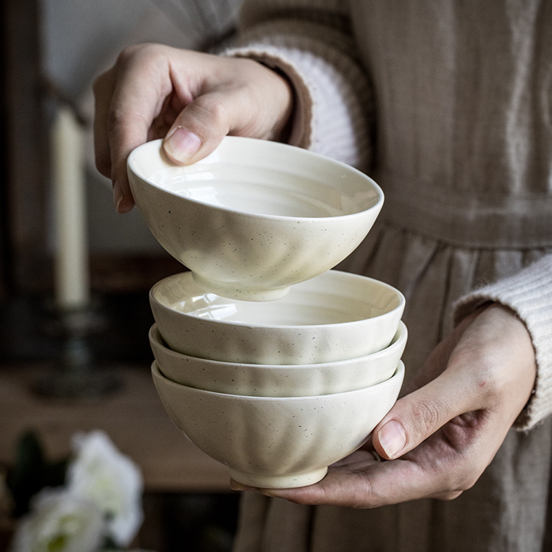 Cuencos de arroz de tinta de 4,5 pulgadas con cuencos de rosca de alto valor para restaurantes residenciales cuencos de cerámica exportación transfronteriza
