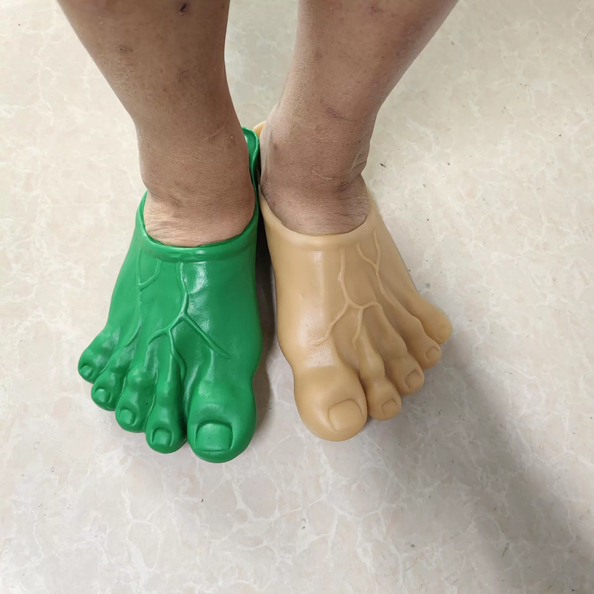 Косплей симулятор гигантских тапочек туфли