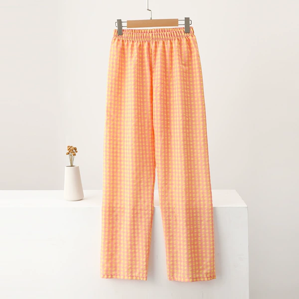 Plaid orange trousers