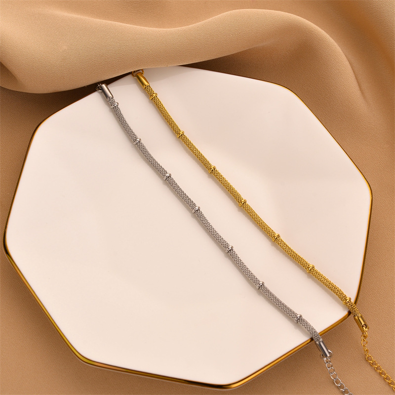 Ventas transfronterizas calientes de acero de titanio bambú pulsera de nicho ligero lujoso diseño de moda simple acero de titanio no desvanecer joyas de pulsera de mujer