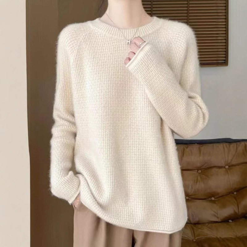 Crewneck Pullover Solid Color Sweater Women's 2024 Autumn and Winter New Japanese and Korean Lazy Style Fashion All-match Sweater Base Top