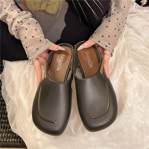 French Toe Slippers Ladies Summer Outdoor Flat Toe Footstep Mules Skirt 2025 Lazy New Flip Flops 