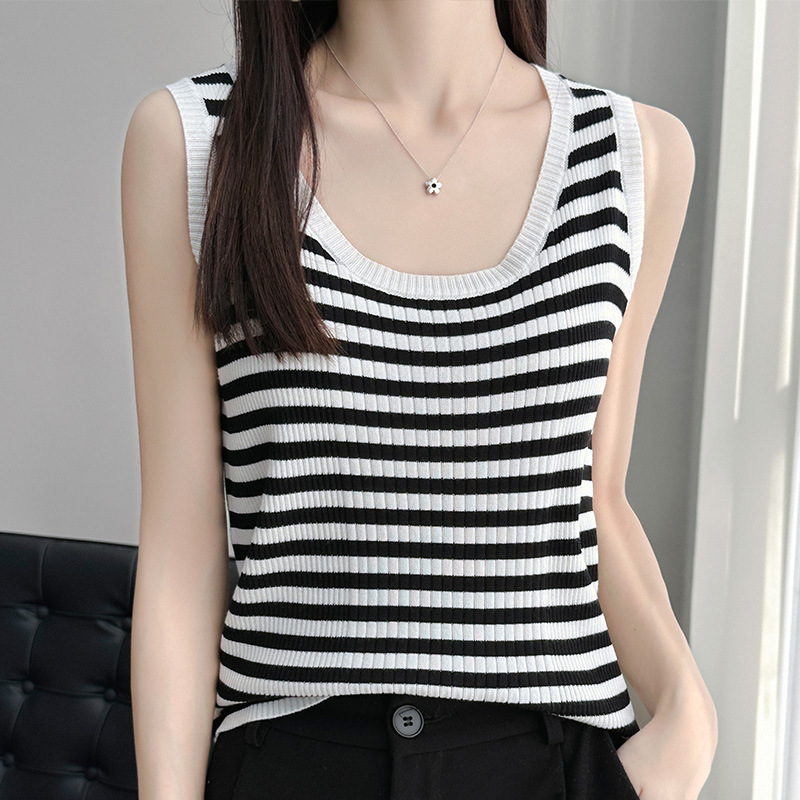Ice Silk Striped Round Neck Camisole for Women, Summer Base Layer, Ice Silk Knit, Sleeveless T-Shirt Top for Women, Korean Style, Cool Feeling Ice Silk Striped Round Neck Camisole for Women, Summer Base Layer, Ice Silk Knit, Sleeveless T-Shirt Top for Women, Korean Style, Cool Feeling