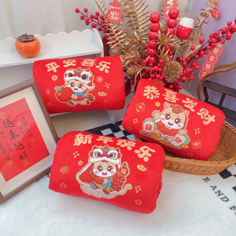 Año del Caballo regalo auspicioso regalo de otoño y invierno se puede insertar en la almohada de dormir regalos al por mayor