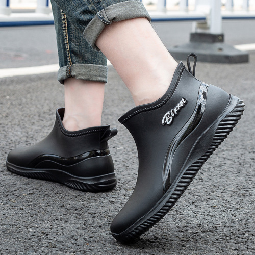 Women's New  Summer Adult Fashion Waterproof Slip-Resistant Rubber Shoes with Cute Soft Sole Water Shoes Short Boots