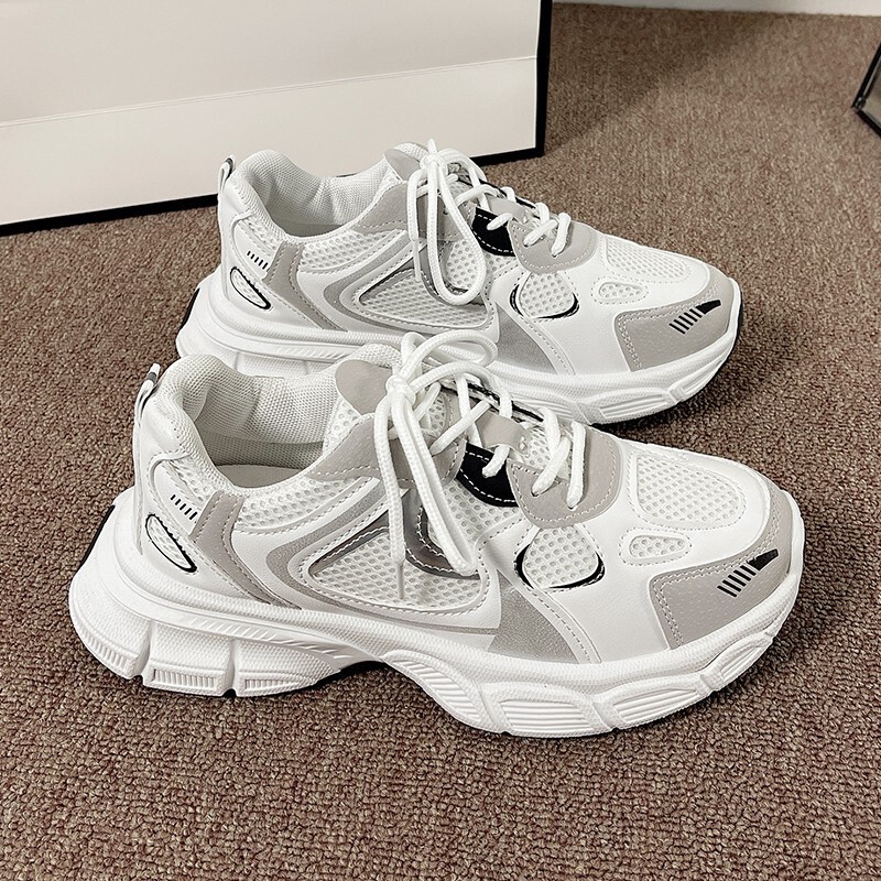 European Station Mesh Breathable Paris Dad Shoes for Women 2024 New Fashion Niche Thick Sole Heightening Casual Sports Shoes