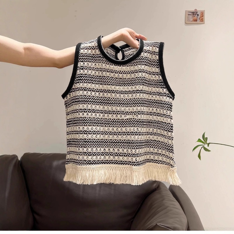 Striped Tassel Fashion Knit Vest for Women, Summer 2026 New Style, Round Neck, Niche High-End Sleeveless Top
