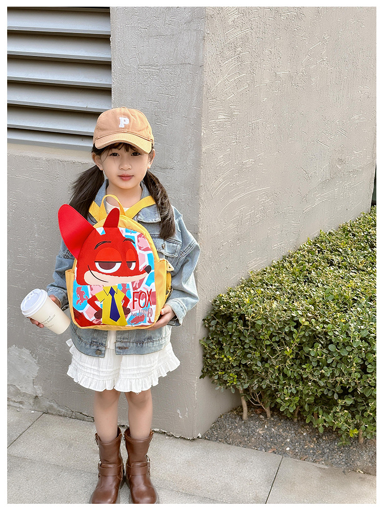 The new 2024 Kuromi kindergarten backpack is cute and cartoonized. It's a lightweight schoolbag and a cute snack bag for kids undefined