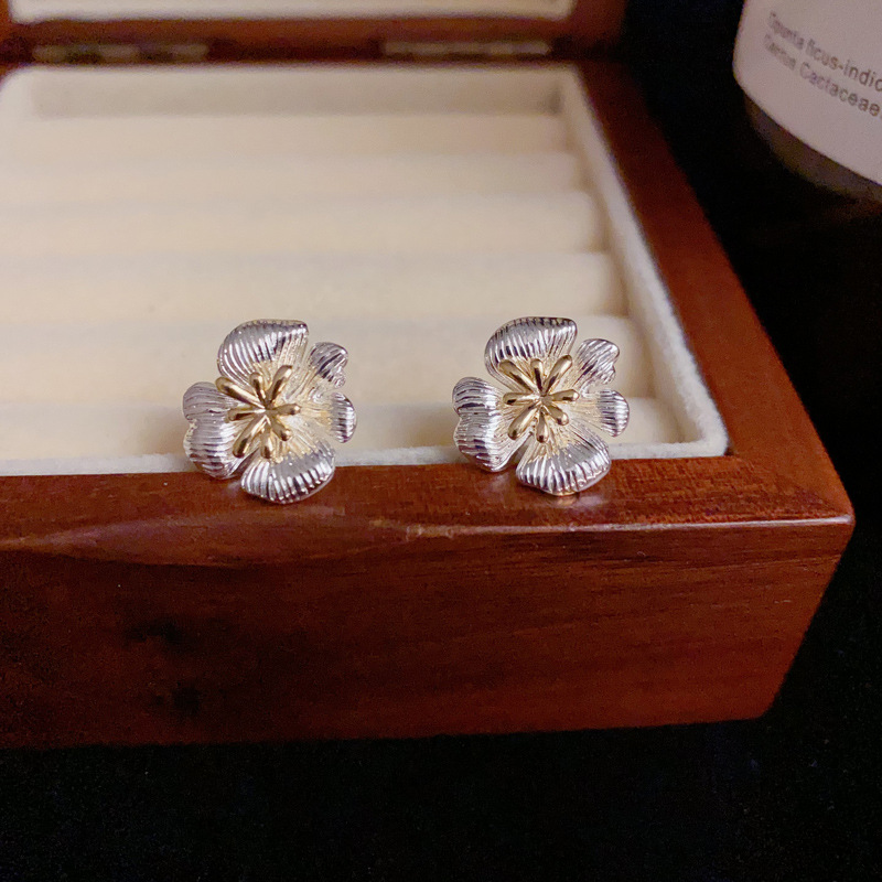 summer elegant fashionable fresh earrings