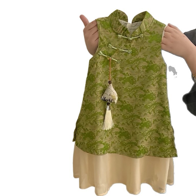 女の子の新しい中国風の古代スタイルのチャイナドレス 2025 夏服子供の偽ツーピースベスト漢服スカートと香りの袋|undefined